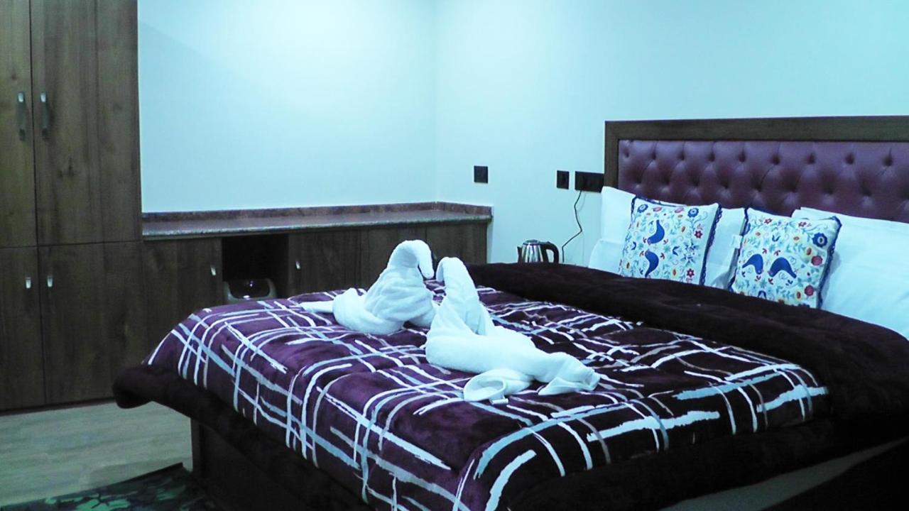 Hotel Jakhu Heights Shimla Zewnętrze zdjęcie